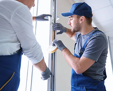 glass repair experts in DeBary, FL